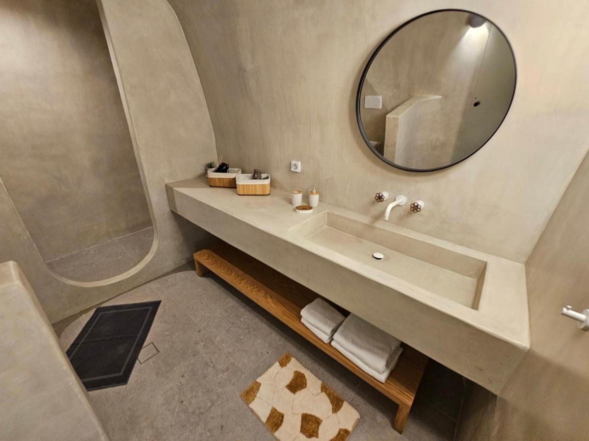 Petroma Cave Suites Vourvoulos Luaran gambar