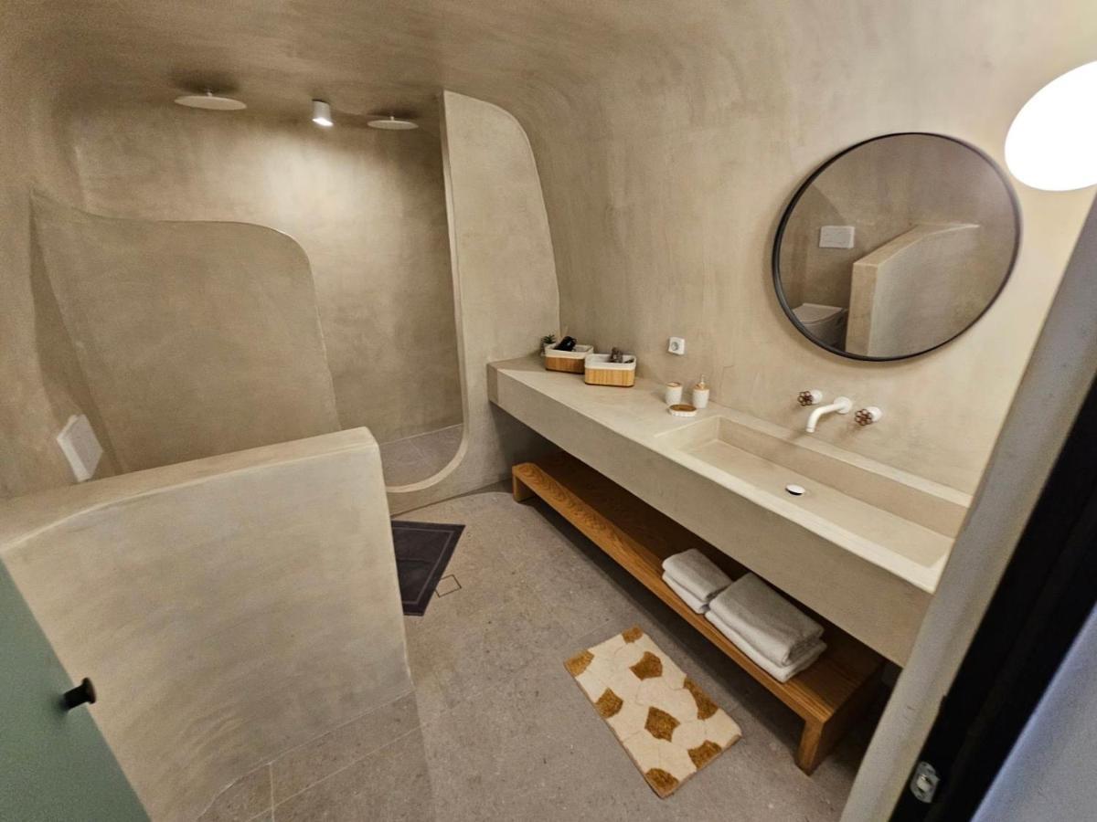 Petroma Cave Suites Vourvoulos Luaran gambar